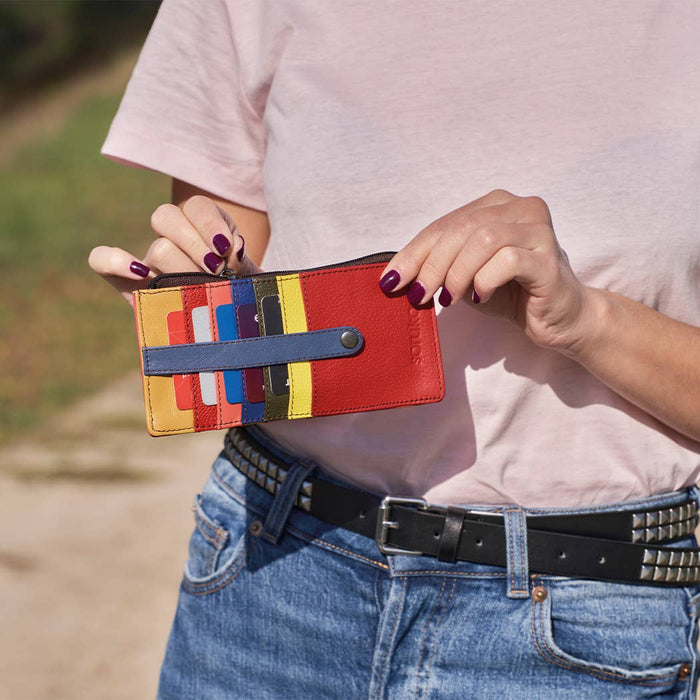 81058 Cassie · Wallet