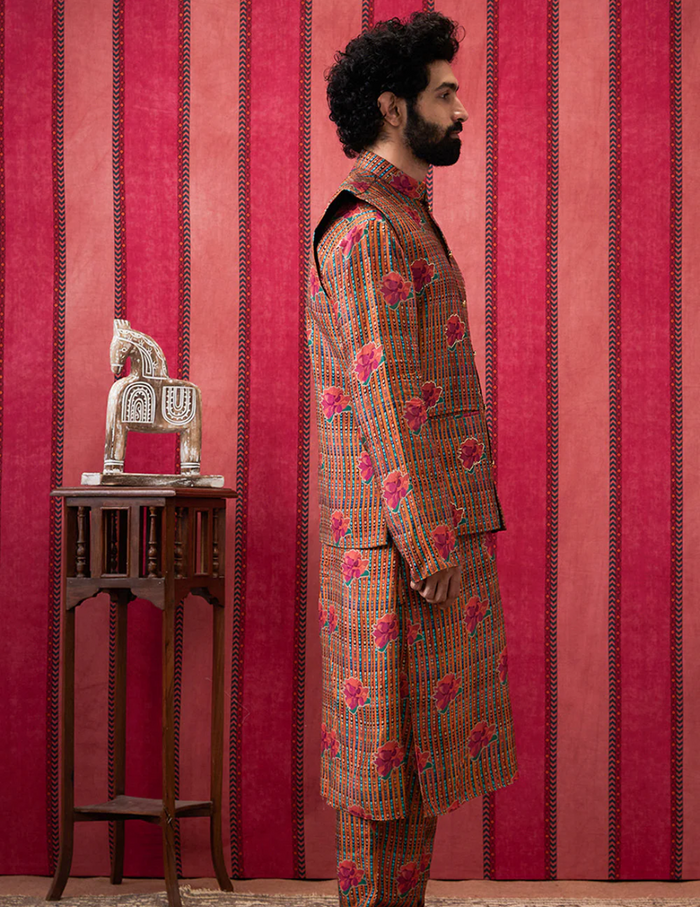 Adah Bundi With Kurta Set