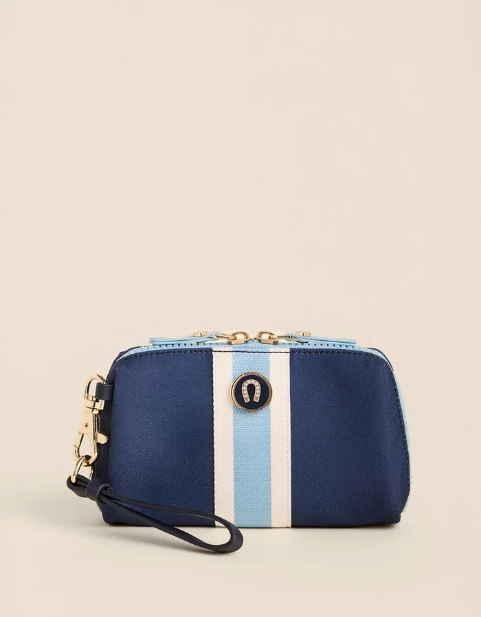 Armanda Pouch