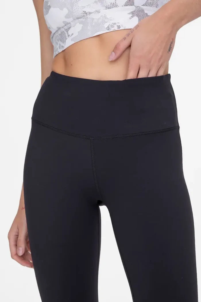 Heidi Essential Highwaist Leggings