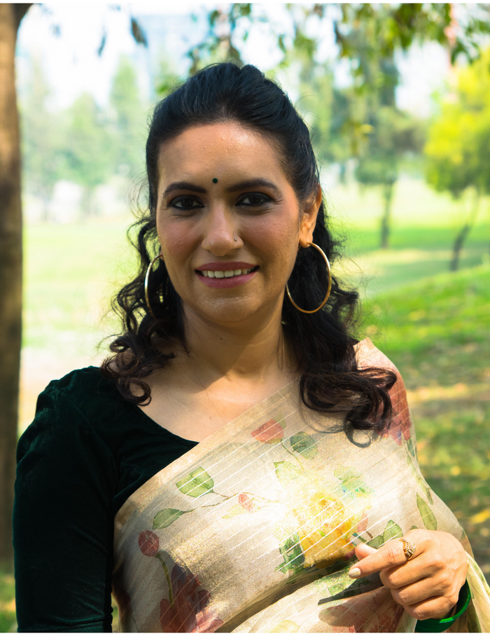 Shop Luxury Wedding Sarees Online Singapore