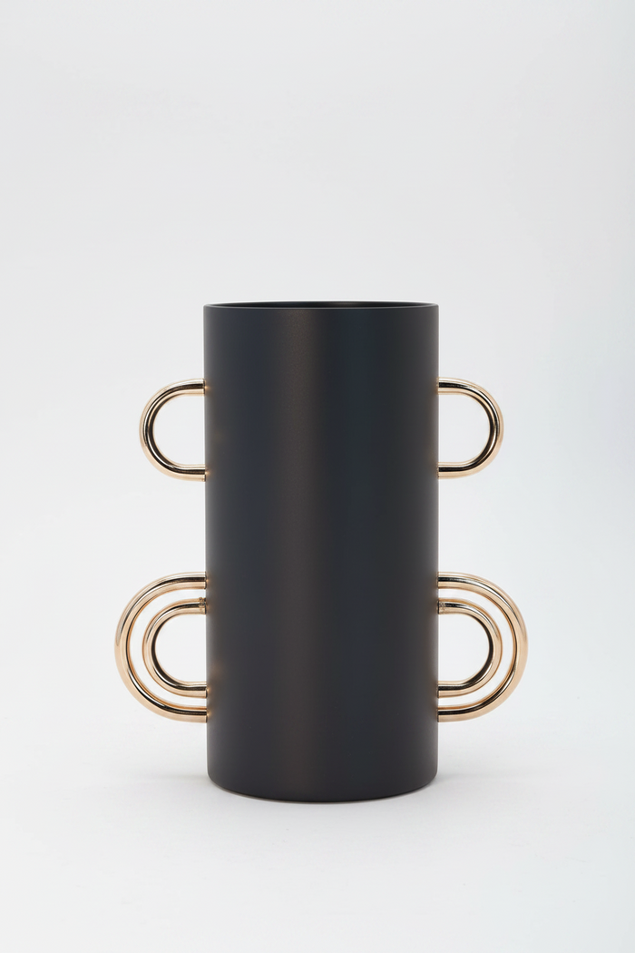 Nior Metal Vase Black