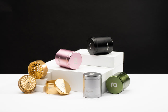Ongrok 5 Piece Flower Tooth Storage Grinder